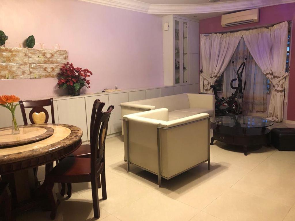 Bukit Indah Homestay Bentong Exteriör bild