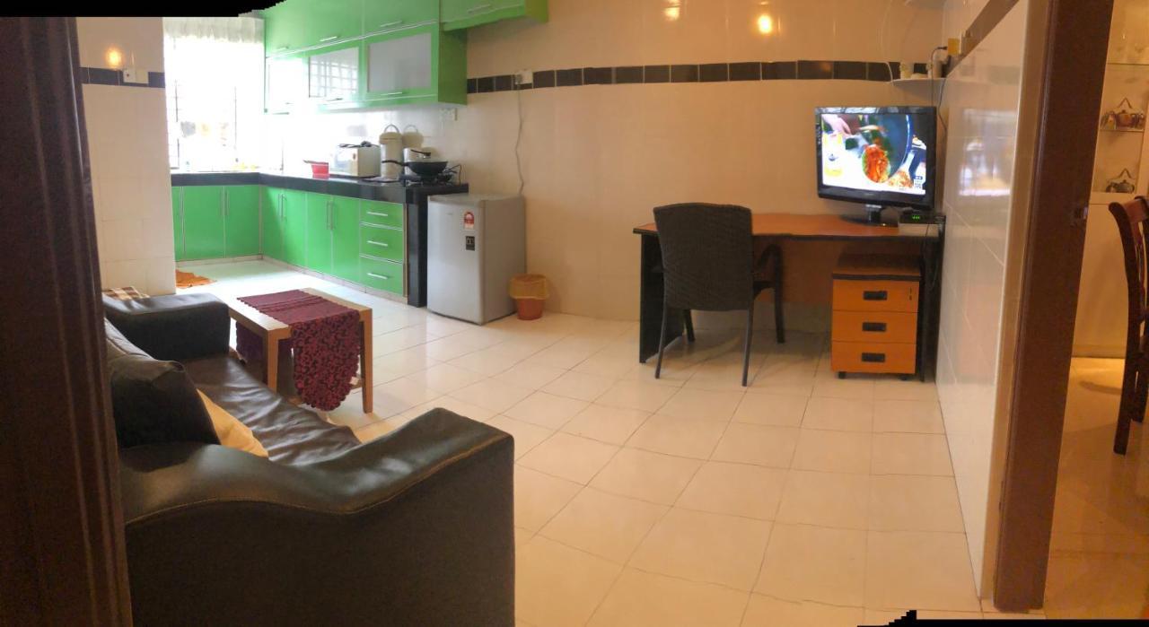 Bukit Indah Homestay Bentong Exteriör bild